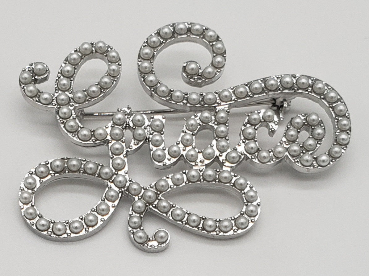 Grace Pearl Pin - Diva Starr Boutique