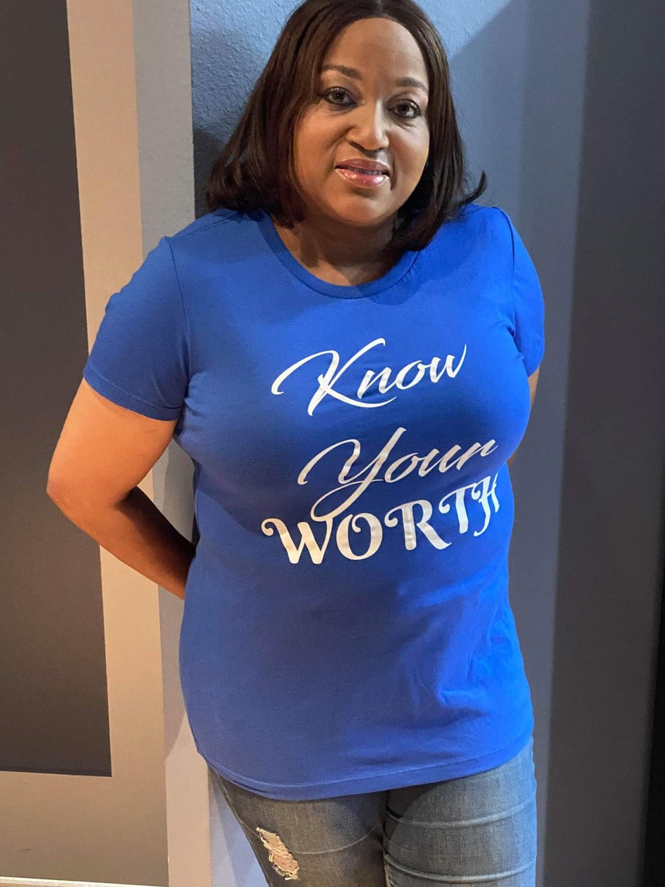 Know Your Worth Blue T - Shirt - Diva Starr Boutique