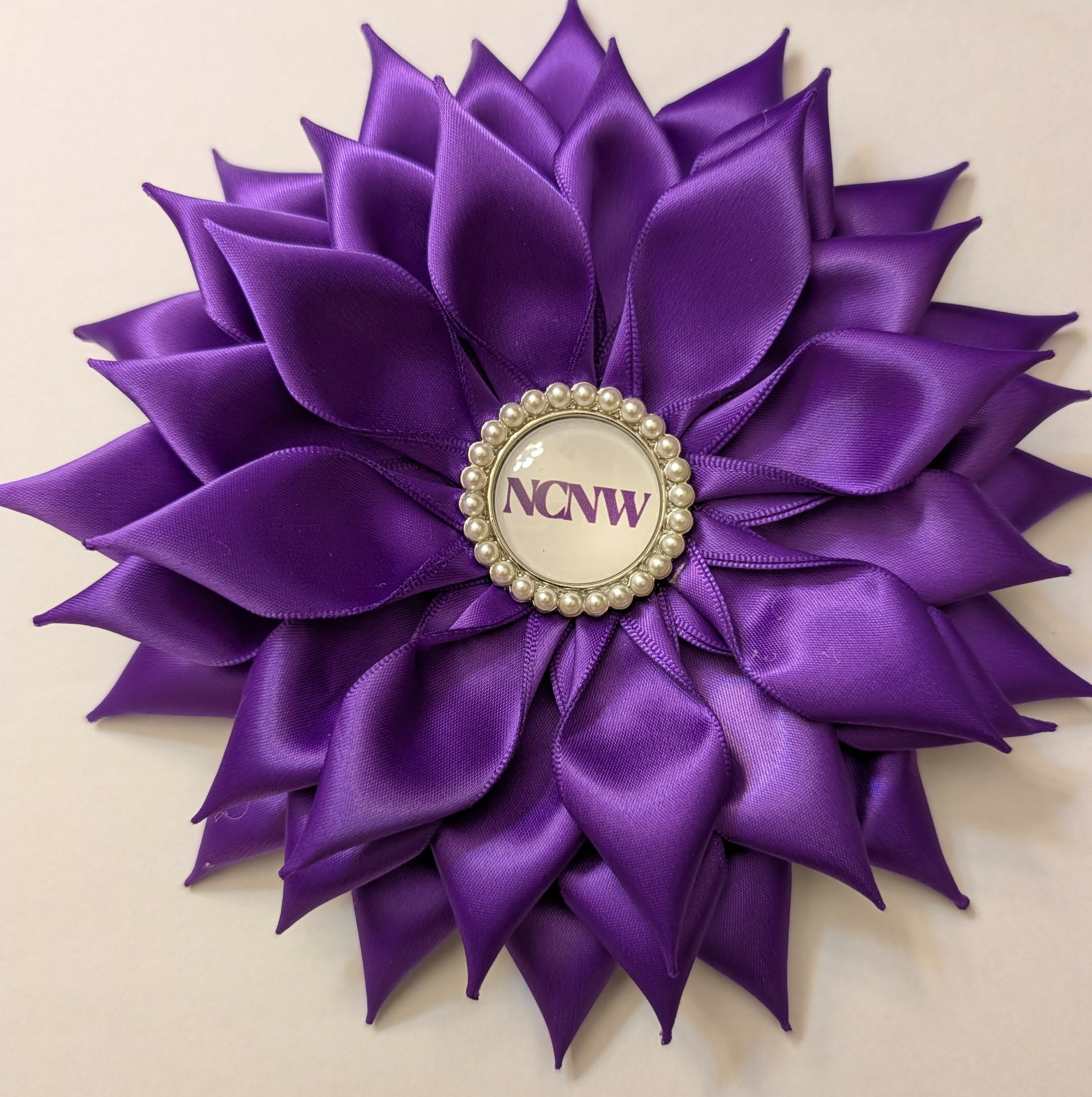NCNW Flower Pin with Pearls - Diva Starr Boutique
