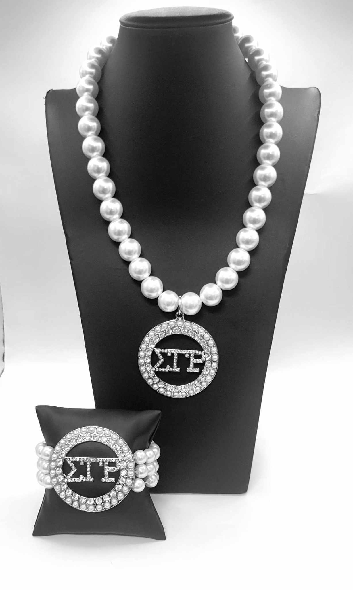 SGR White Pearl & Bling Necklace & Bracelet - Diva Starr Boutique