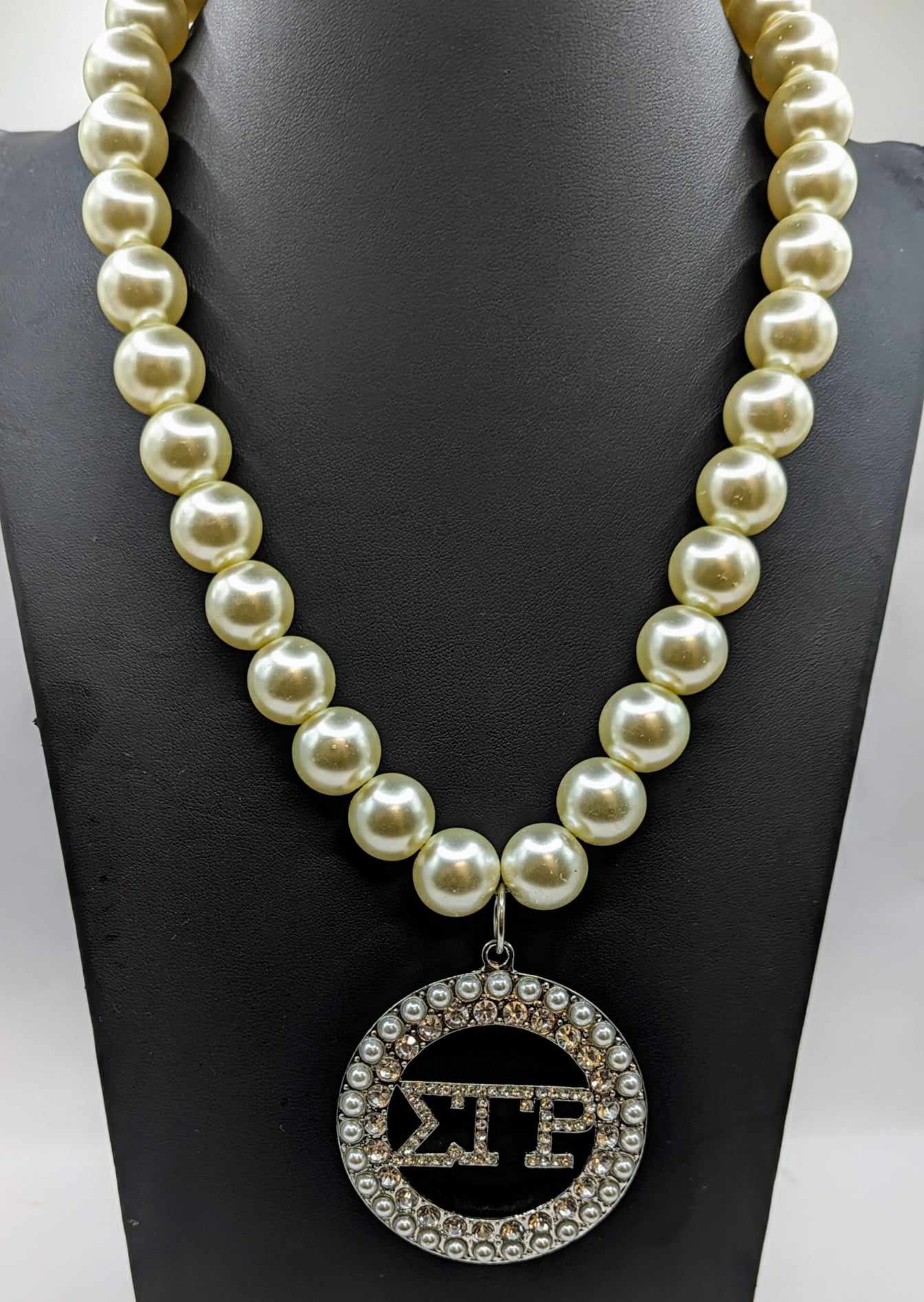 Sigma Gamma Rho Pearl & Bling Necklace - Diva Starr Boutique